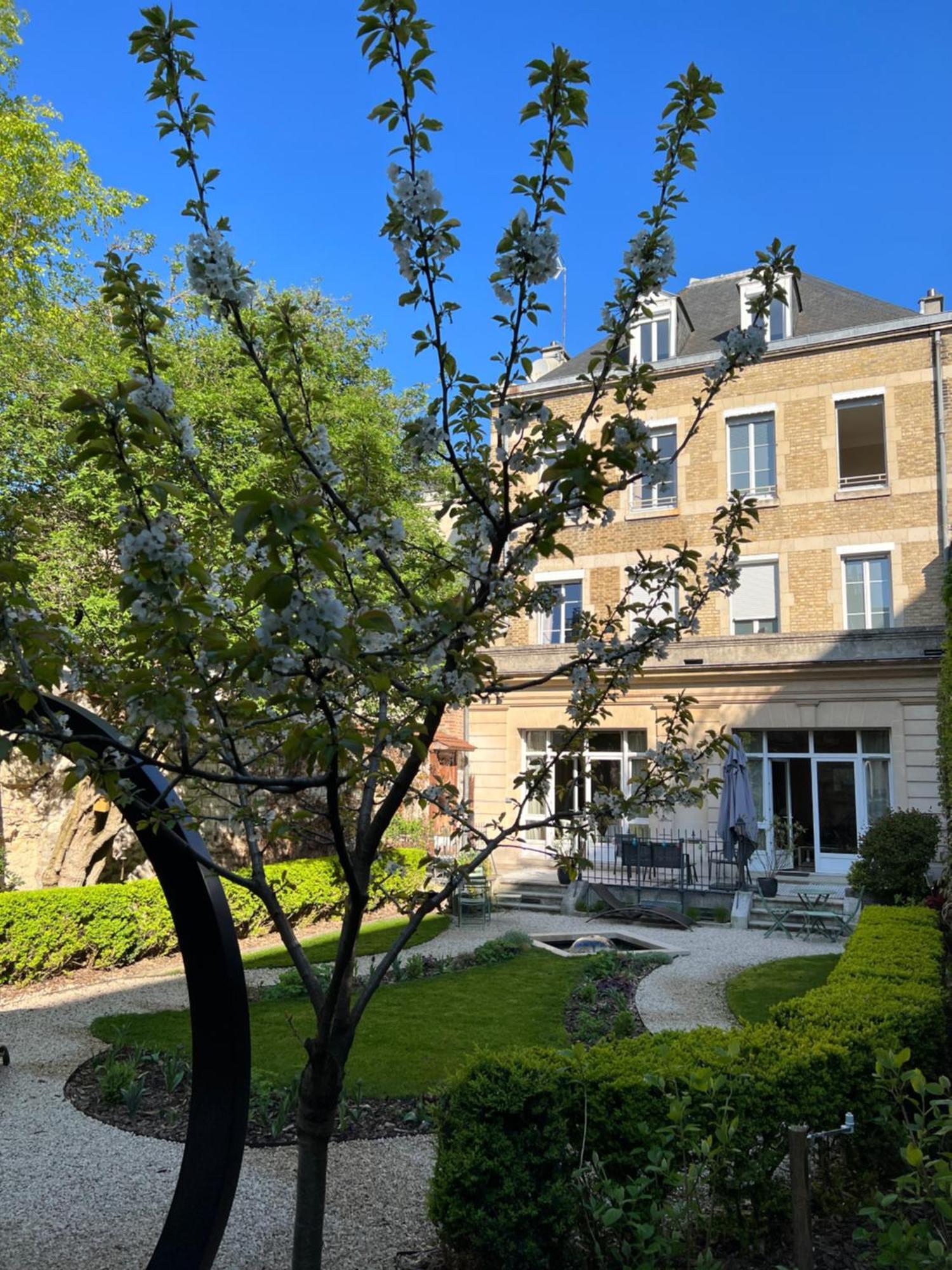 Bed and Breakfast La Demeure Des Sacres - Cathedrale Reims Esterno foto