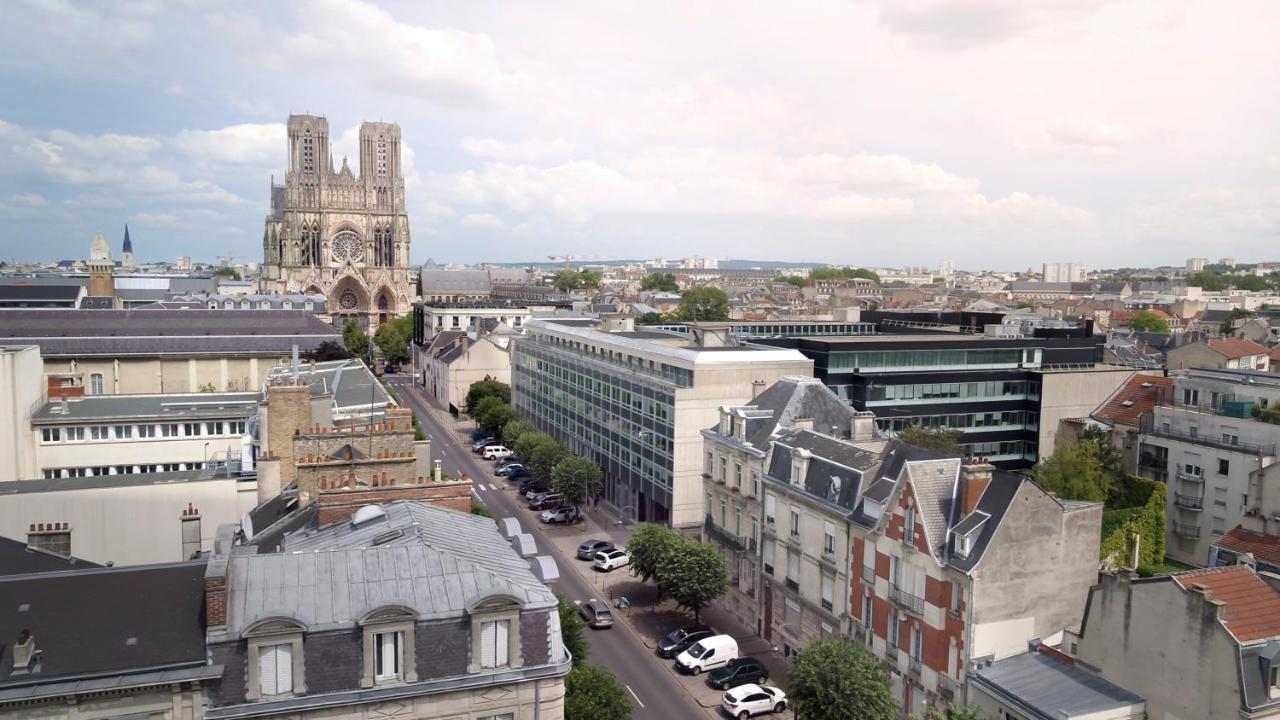 Bed and Breakfast La Demeure Des Sacres - Cathedrale Reims Esterno foto